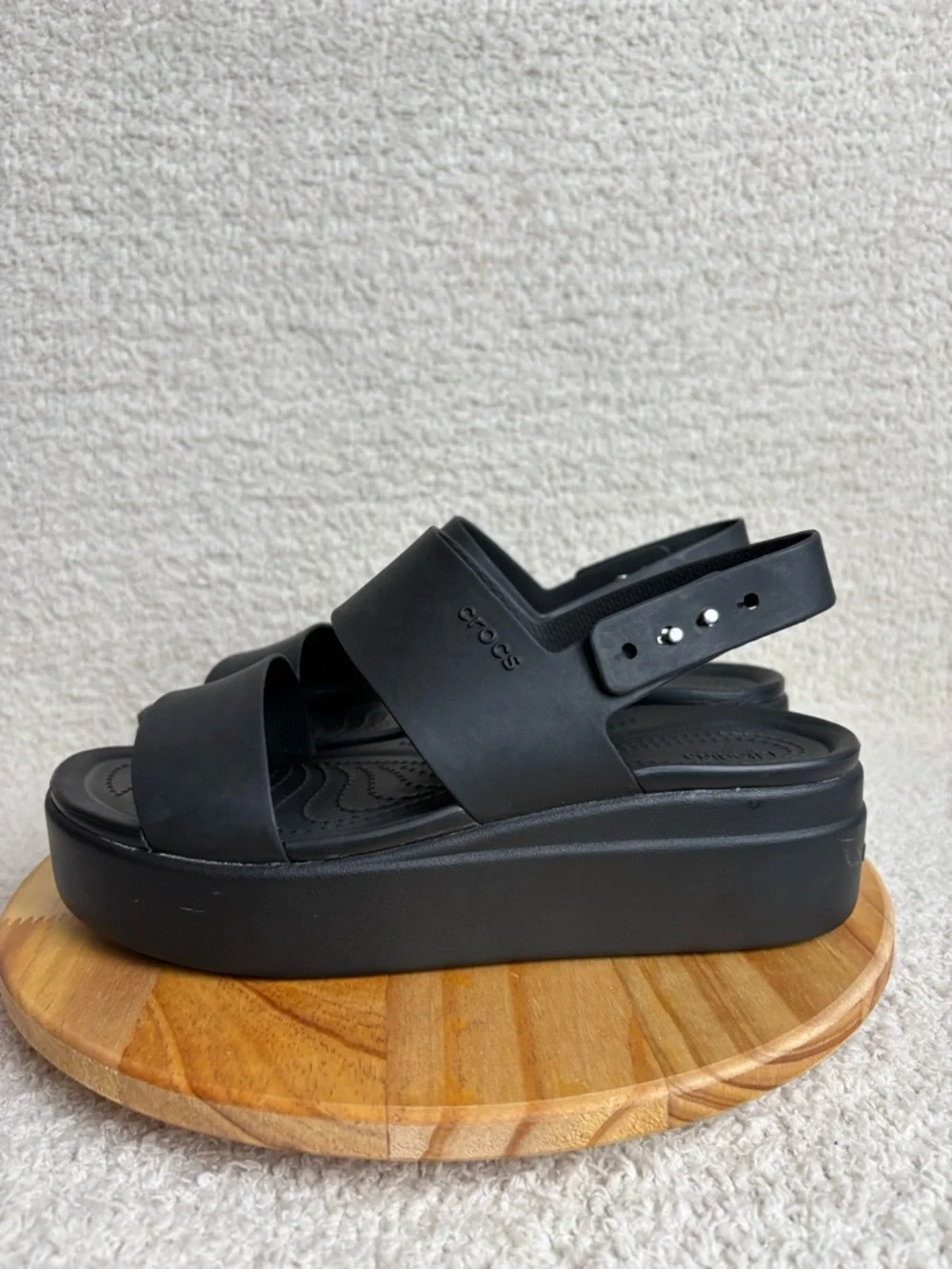 CROCS sandals womens